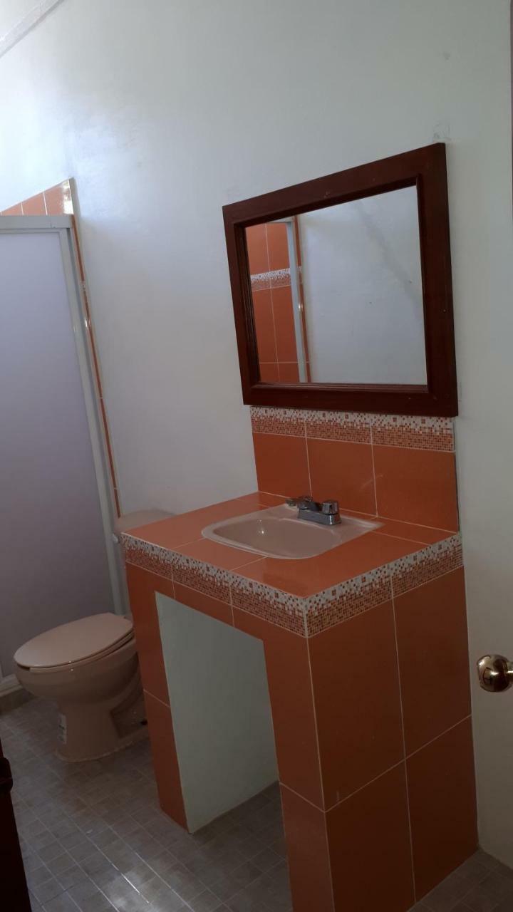Hotel Alebrijes San Pedro Pochutla المظهر الخارجي الصورة