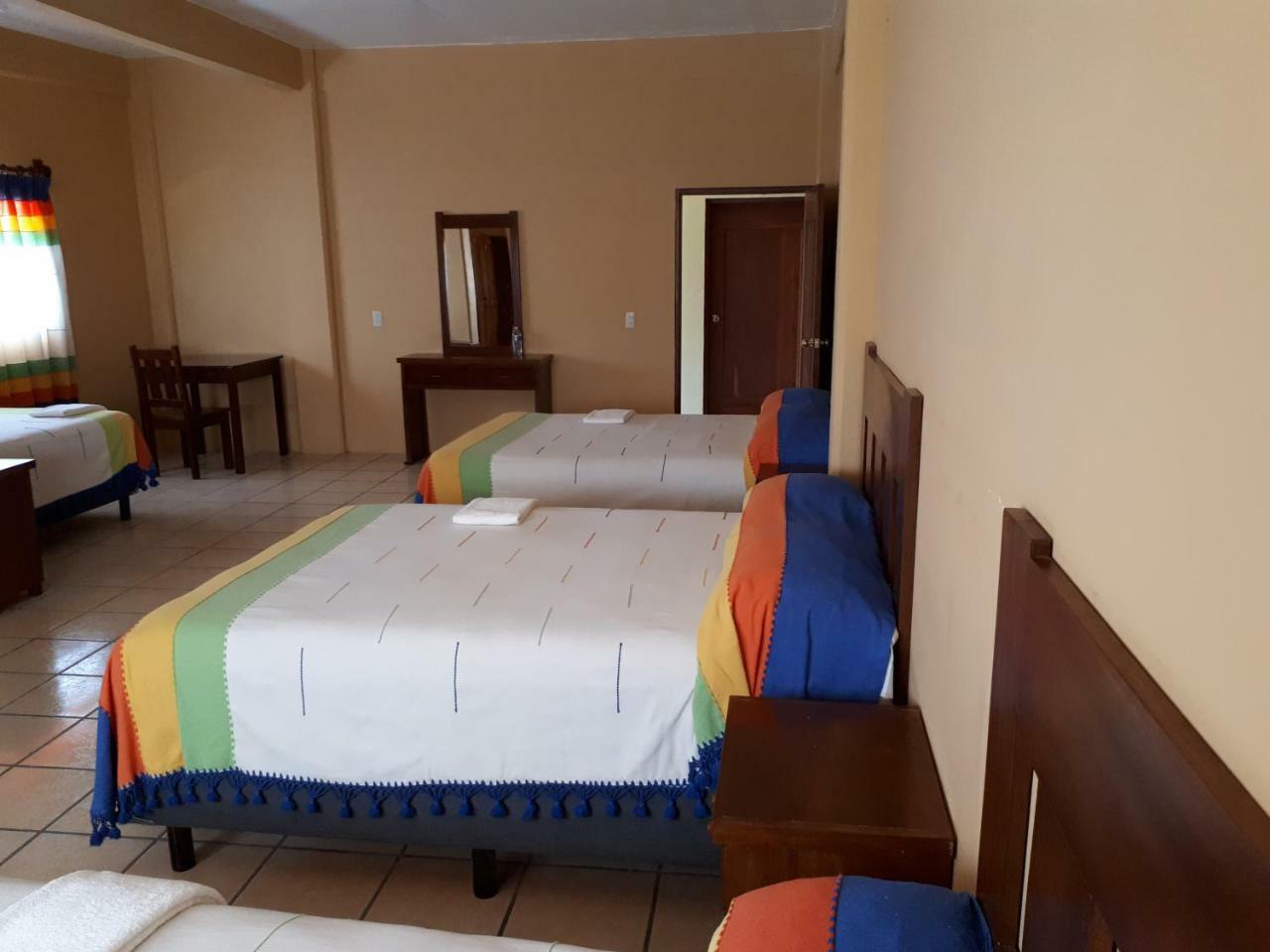 Hotel Alebrijes San Pedro Pochutla المظهر الخارجي الصورة