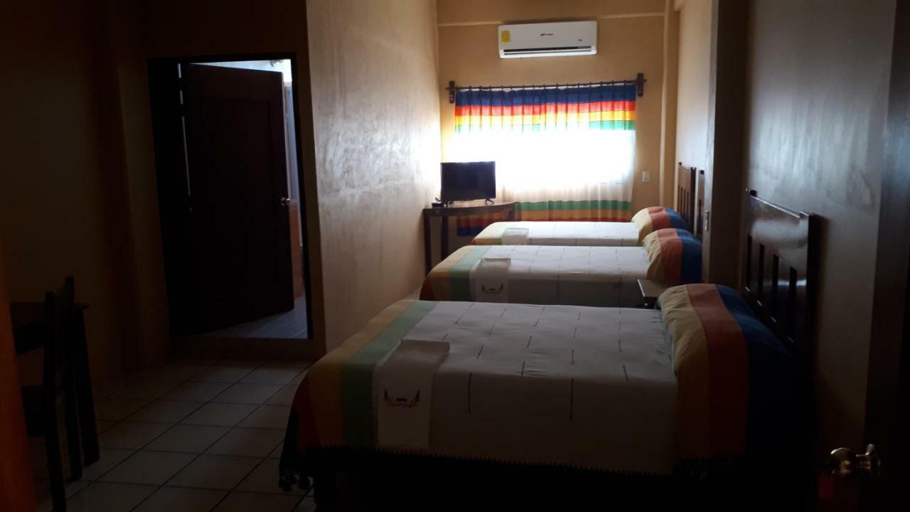 Hotel Alebrijes San Pedro Pochutla المظهر الخارجي الصورة