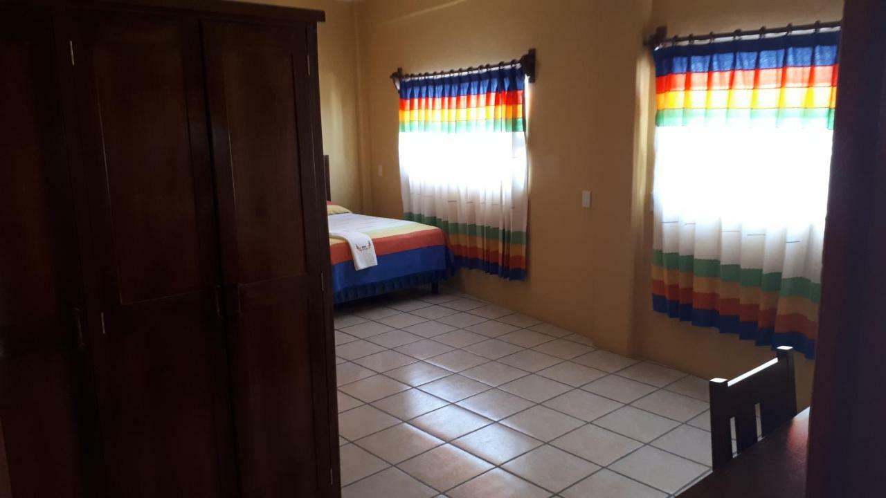 Hotel Alebrijes San Pedro Pochutla المظهر الخارجي الصورة